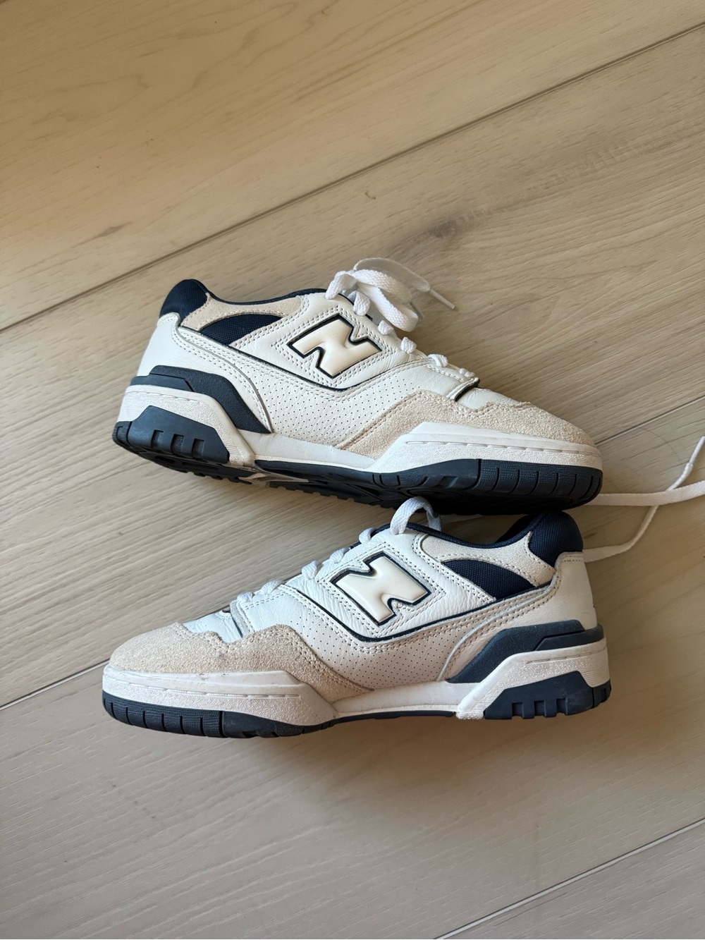 New Balance White and Navy Retro Low-Top Sneakers